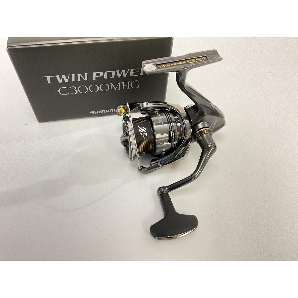 Shimano 24 Twin Power C3000MHG Spinning Reel Ship from Japan